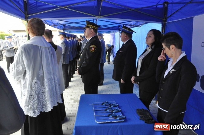Zdjęcie w galerii na portalu naszraciborz.pl: Komisariat w Kuźni Raciborskiej jak spod igły wiadomości z regionu