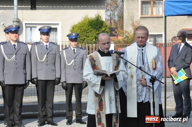 Zdjęcie w galerii na portalu naszraciborz.pl: Komisariat w Kuźni Raciborskiej jak spod igły wiadomości z regionu