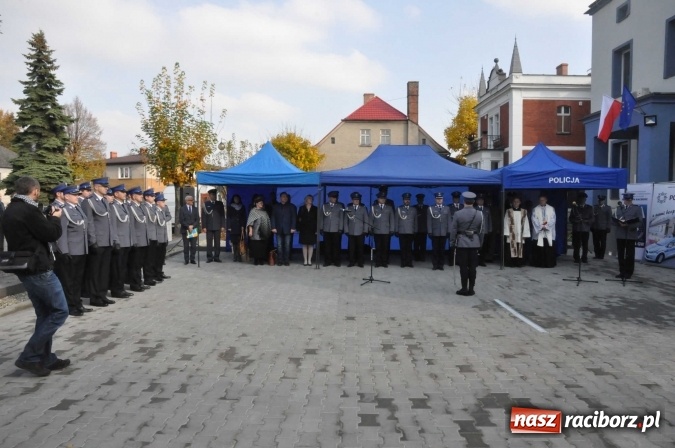 Zdjęcie w galerii na portalu naszraciborz.pl: Komisariat w Kuźni Raciborskiej jak spod igły wiadomości z regionu