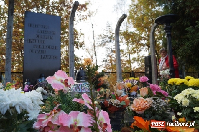 Zdjęcie w galerii na portalu naszraciborz.pl: Uczniowie z Górek Śl. pamiętają o ofiarach marszu śmierci  wiadomości z regionu