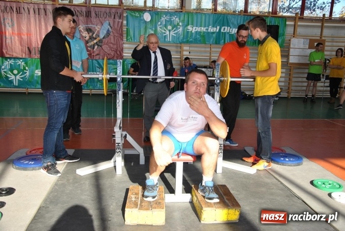 Zdjęcie w galerii na portalu naszraciborz.pl: Trójbój i dwubój siłowy w wykonaniu Huraganu Racibórz  wiadomości z regionu