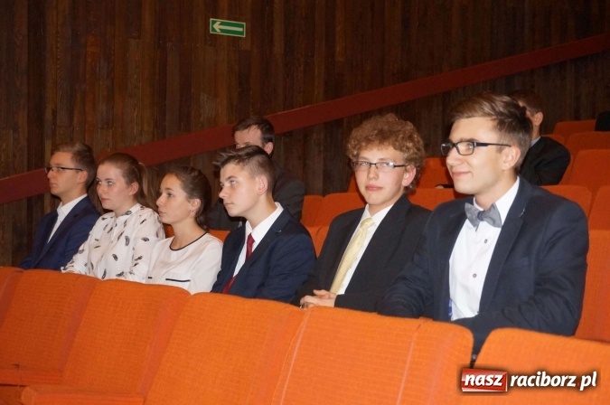 Zdjęcie w galerii na portalu naszraciborz.pl: Og&oacute;lnopolski konkurs w raciborskiej szkole muzycznej wiadomości z regionu