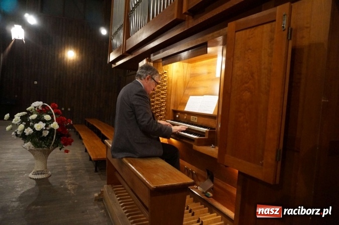 Zdjęcie w galerii na portalu naszraciborz.pl: Og&oacute;lnopolski konkurs w raciborskiej szkole muzycznej wiadomości z regionu