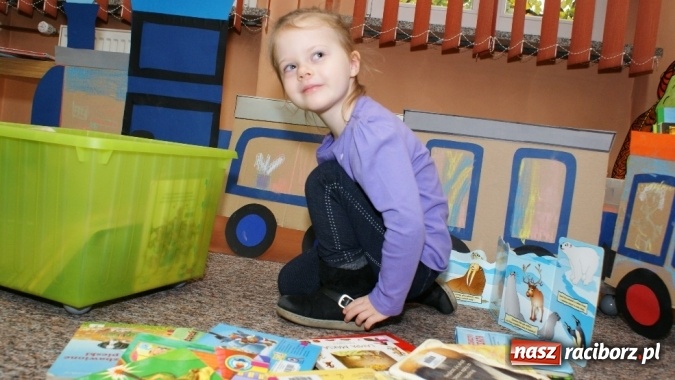 Zdjęcie w galerii na portalu naszraciborz.pl: Wierszykarnia w raciborskiej bibliotece wiadomości z regionu