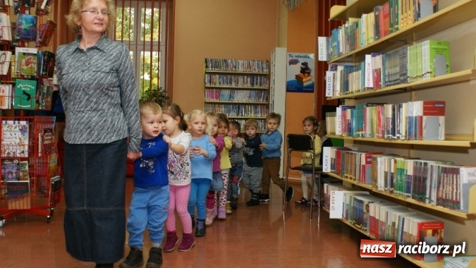 Zdjęcie w galerii na portalu naszraciborz.pl: Wierszykarnia w raciborskiej bibliotece wiadomości z regionu