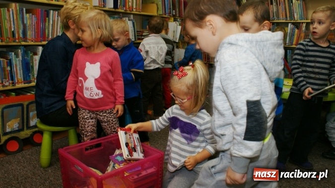 Zdjęcie w galerii na portalu naszraciborz.pl: Wierszykarnia w raciborskiej bibliotece wiadomości z regionu