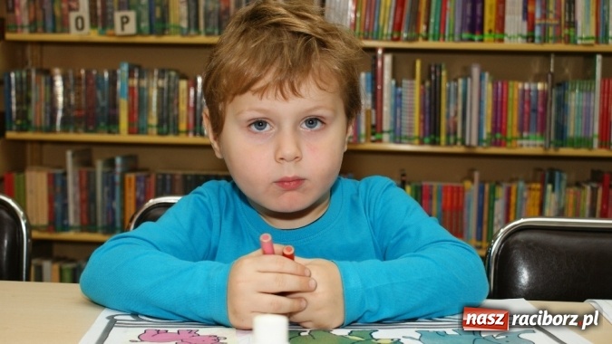 Zdjęcie w galerii na portalu naszraciborz.pl: Wierszykarnia w raciborskiej bibliotece wiadomości z regionu