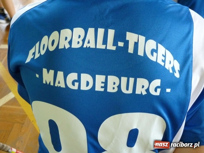 Zdjęcie w galerii na portalu naszraciborz.pl: Floorball Tiger-Magdeburg w Tworkowie  wiadomości z regionu