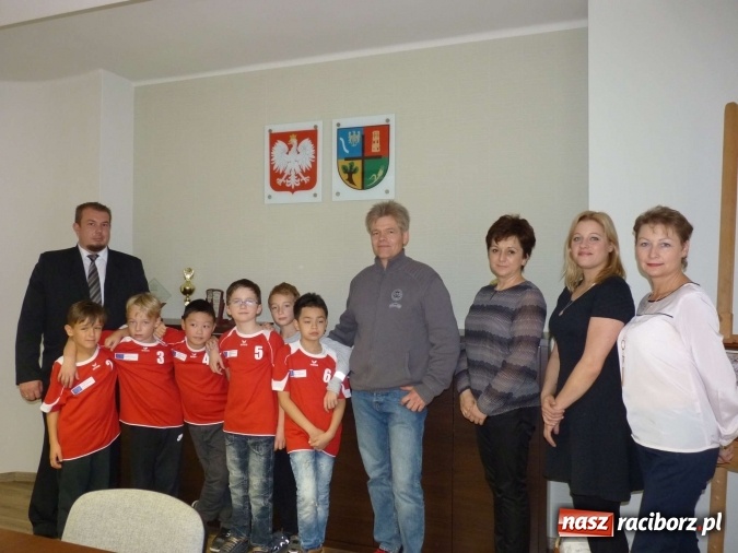 Zdjęcie w galerii na portalu naszraciborz.pl: Floorball Tiger-Magdeburg w Tworkowie  wiadomości z regionu