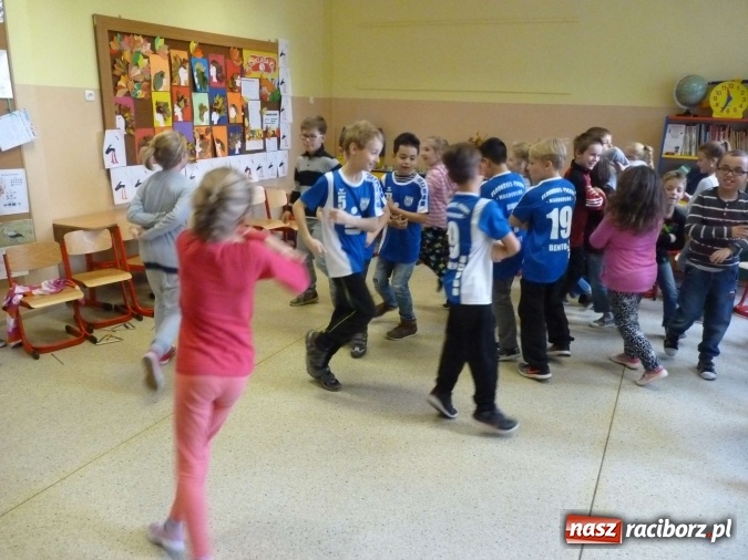 Zdjęcie w galerii na portalu naszraciborz.pl: Floorball Tiger-Magdeburg w Tworkowie  wiadomości z regionu