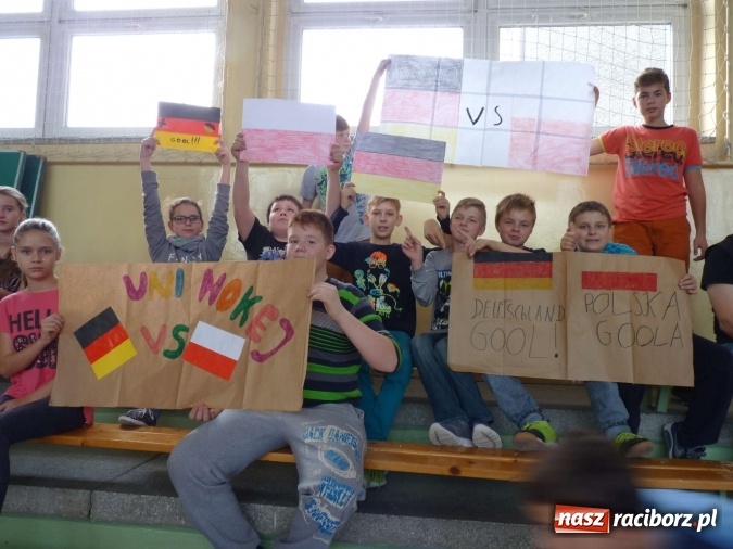 Zdjęcie w galerii na portalu naszraciborz.pl: Floorball Tiger-Magdeburg w Tworkowie  wiadomości z regionu