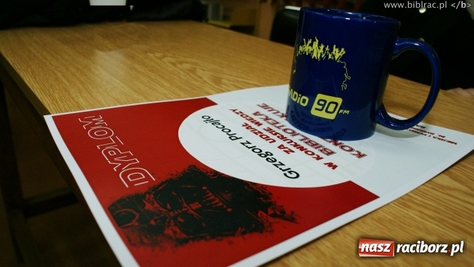 Zdjęcie w galerii na portalu naszraciborz.pl: Biblioteka kontratakuje! Gwiezdne Wojny w książnicy wiadomości z regionu