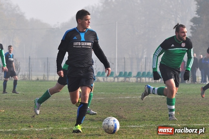 Zdjęcie w galerii na portalu naszraciborz.pl: Wicher niegroźny Płomieniowi. Jedenaste zwycięstwo drużyny z Kobyli wiadomości z regionu