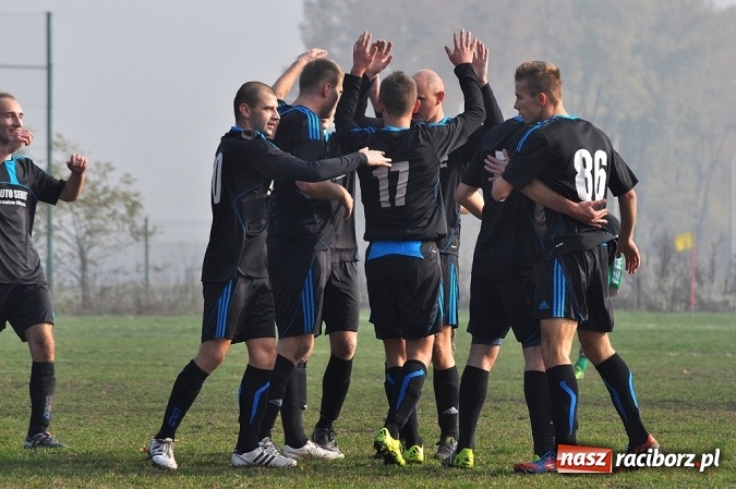 Zdjęcie w galerii na portalu naszraciborz.pl: Wicher niegroźny Płomieniowi. Jedenaste zwycięstwo drużyny z Kobyli wiadomości z regionu