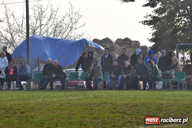 Zdjęcie w galerii na portalu naszraciborz.pl: Wicher niegroźny Płomieniowi. Jedenaste zwycięstwo drużyny z Kobyli wiadomości z regionu