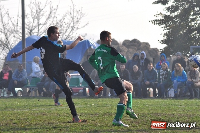 Zdjęcie w galerii na portalu naszraciborz.pl: Wicher niegroźny Płomieniowi. Jedenaste zwycięstwo drużyny z Kobyli wiadomości z regionu