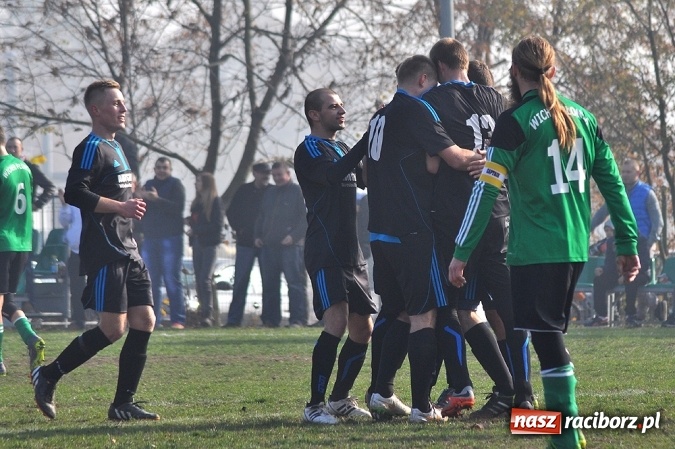 Zdjęcie w galerii na portalu naszraciborz.pl: Wicher niegroźny Płomieniowi. Jedenaste zwycięstwo drużyny z Kobyli wiadomości z regionu