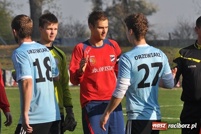 Zdjęcie w galerii na portalu naszraciborz.pl: Gol Kapinosa dał zwycięstwo Unii wiadomości z regionu