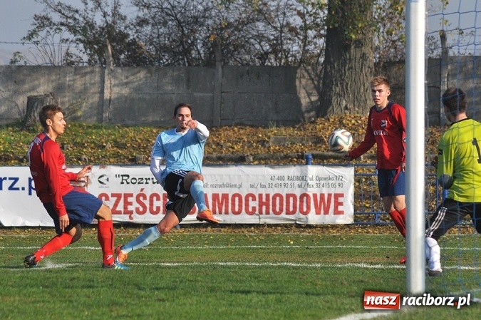 Zdjęcie w galerii na portalu naszraciborz.pl: Gol Kapinosa dał zwycięstwo Unii wiadomości z regionu