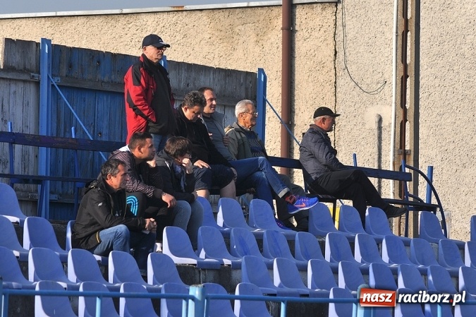 Zdjęcie w galerii na portalu naszraciborz.pl: Gol Kapinosa dał zwycięstwo Unii wiadomości z regionu