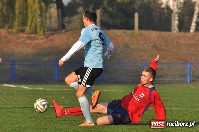 Zdjęcie w galerii na portalu naszraciborz.pl: Gol Kapinosa dał zwycięstwo Unii wiadomości z regionu