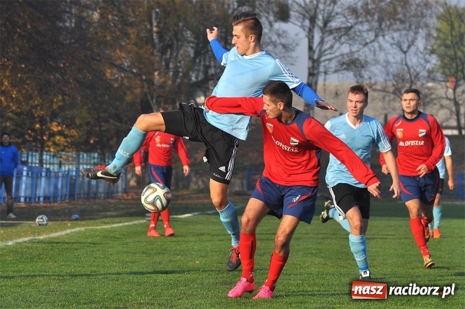 Zdjęcie w galerii na portalu naszraciborz.pl: Gol Kapinosa dał zwycięstwo Unii wiadomości z regionu
