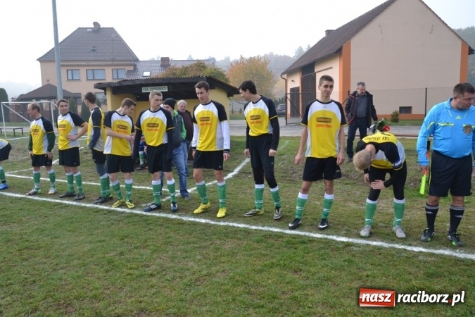 Zdjęcie w galerii na portalu naszraciborz.pl: Jankowice z trzema punktami, Bernard Faber z tysiącem spotkań na koncie!  wiadomości z regionu