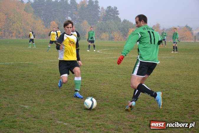 Zdjęcie w galerii na portalu naszraciborz.pl: Jankowice z trzema punktami, Bernard Faber z tysiącem spotkań na koncie!  wiadomości z regionu