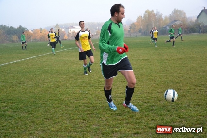 Zdjęcie w galerii na portalu naszraciborz.pl: Jankowice z trzema punktami, Bernard Faber z tysiącem spotkań na koncie!  wiadomości z regionu