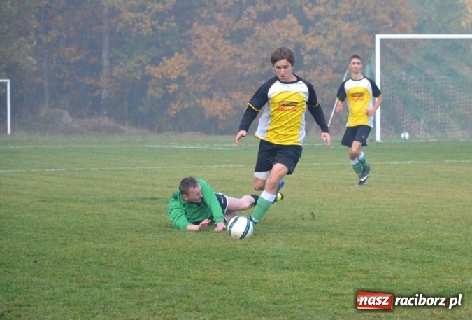 Zdjęcie w galerii na portalu naszraciborz.pl: Jankowice z trzema punktami, Bernard Faber z tysiącem spotkań na koncie!  wiadomości z regionu