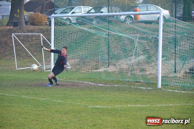 Zdjęcie w galerii na portalu naszraciborz.pl: Jankowice z trzema punktami, Bernard Faber z tysiącem spotkań na koncie!  wiadomości z regionu