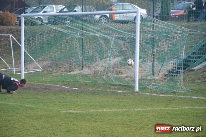 Zdjęcie w galerii na portalu naszraciborz.pl: Jankowice z trzema punktami, Bernard Faber z tysiącem spotkań na koncie!  wiadomości z regionu