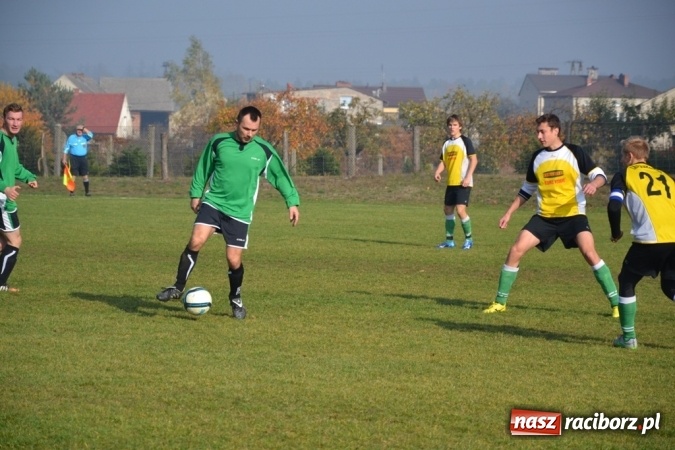 Zdjęcie w galerii na portalu naszraciborz.pl: Jankowice z trzema punktami, Bernard Faber z tysiącem spotkań na koncie!  wiadomości z regionu