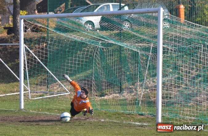 Zdjęcie w galerii na portalu naszraciborz.pl: Jankowice z trzema punktami, Bernard Faber z tysiącem spotkań na koncie!  wiadomości z regionu