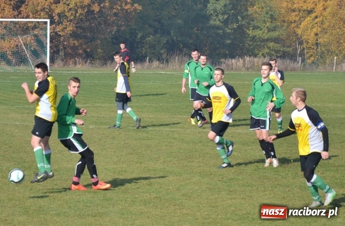 Zdjęcie w galerii na portalu naszraciborz.pl: Jankowice z trzema punktami, Bernard Faber z tysiącem spotkań na koncie!  wiadomości z regionu