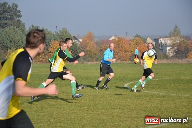 Zdjęcie w galerii na portalu naszraciborz.pl: Jankowice z trzema punktami, Bernard Faber z tysiącem spotkań na koncie!  wiadomości z regionu