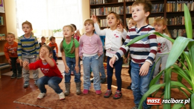 Zdjęcie w galerii na portalu naszraciborz.pl: Światowy Dzień Pluszowego Misia w bibliotece w Markowicach  wiadomości z regionu