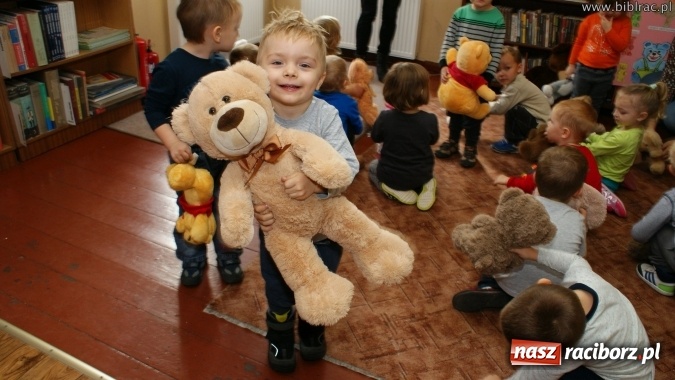 Zdjęcie w galerii na portalu naszraciborz.pl: Światowy Dzień Pluszowego Misia w bibliotece w Markowicach  wiadomości z regionu