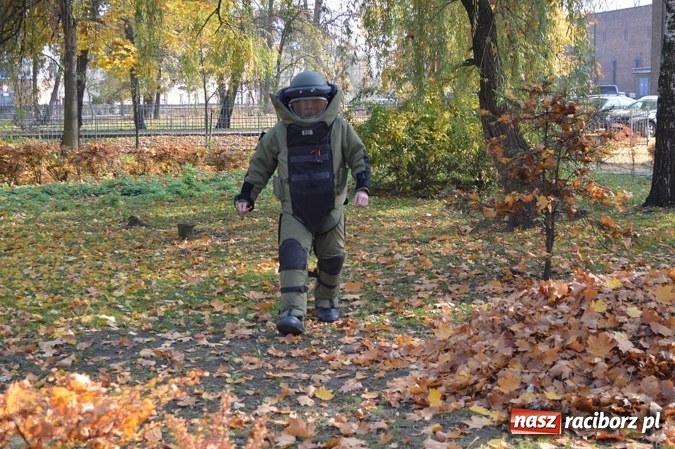 Zdjęcie w galerii na portalu naszraciborz.pl: Krzyk poszkodowanych, profesjonalnie spreparowane rany, krew - Międzyresortowe Szkolenie z Zakresu Taktyki i Techniki Interwencji wiadomości z regionu