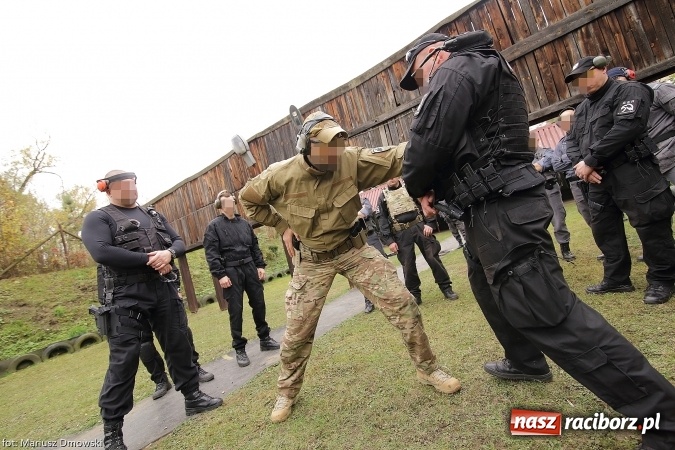 Zdjęcie w galerii na portalu naszraciborz.pl: Krzyk poszkodowanych, profesjonalnie spreparowane rany, krew - Międzyresortowe Szkolenie z Zakresu Taktyki i Techniki Interwencji wiadomości z regionu