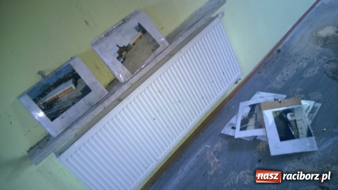 Zdjęcie w galerii na portalu naszraciborz.pl: Ubezpieczyciel pokryje koszty remontu centrum w Pietrowicach Wielkich wiadomości z regionu