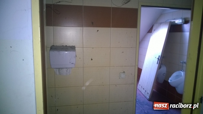 Zdjęcie w galerii na portalu naszraciborz.pl: Ubezpieczyciel pokryje koszty remontu centrum w Pietrowicach Wielkich wiadomości z regionu