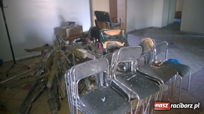 Zdjęcie w galerii na portalu naszraciborz.pl: Ubezpieczyciel pokryje koszty remontu centrum w Pietrowicach Wielkich wiadomości z regionu