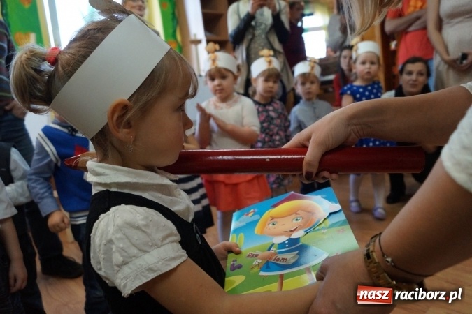 Zdjęcie w galerii na portalu naszraciborz.pl: Małe Plastusie z Nędzy oficjalnie przedszkolakami  wiadomości z regionu
