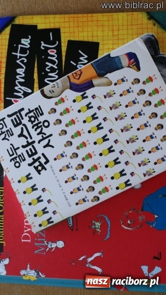 Zdjęcie w galerii na portalu naszraciborz.pl: Każdy może napisać książkę! Spotkanie autorskie z Joanną Olech w bibliotece  wiadomości z regionu