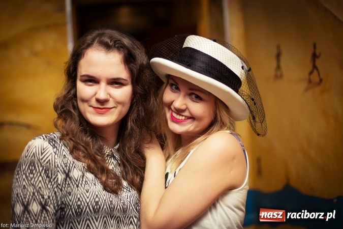 Zdjęcie w galerii na portalu naszraciborz.pl: Raciborscy studenci świętowali otrzęsiny! Chrzest żaków pierwszego roku PWSZ już za nami  wiadomości z regionu