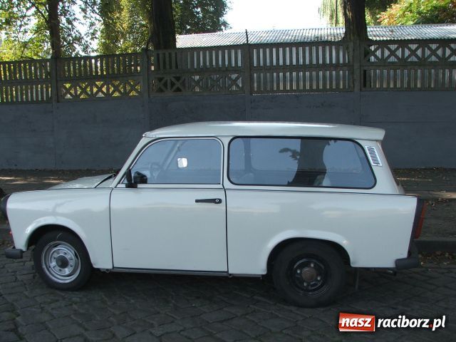 Zdjęcie w galerii na portalu naszraciborz.pl: Jeździ i ma się dobrze wiadomości z regionu