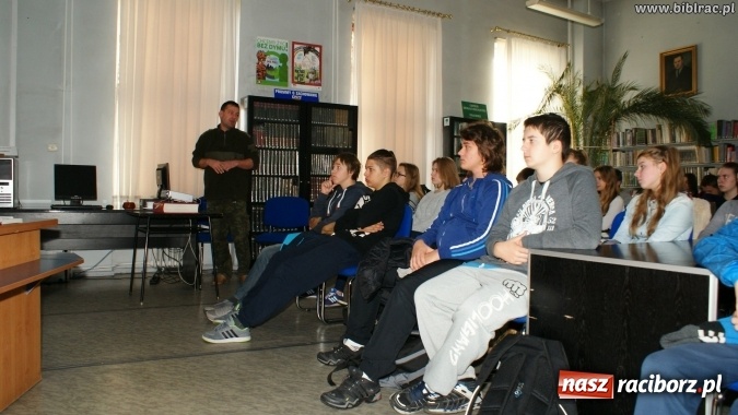 Zdjęcie w galerii na portalu naszraciborz.pl: Ekolekcja w bibliotece na Rynku wiadomości z regionu
