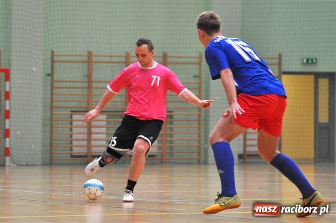 Zdjęcie w galerii na portalu naszraciborz.pl: Trzymej Ściana i Grotrans wygrywają na inaugurację HLPN wiadomości z regionu