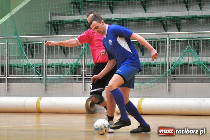 Zdjęcie w galerii na portalu naszraciborz.pl: Trzymej Ściana i Grotrans wygrywają na inaugurację HLPN wiadomości z regionu